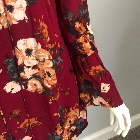 Blu Pepper Bell Sleeve Shift Dress Lace Up Front - Picture 4 of 6